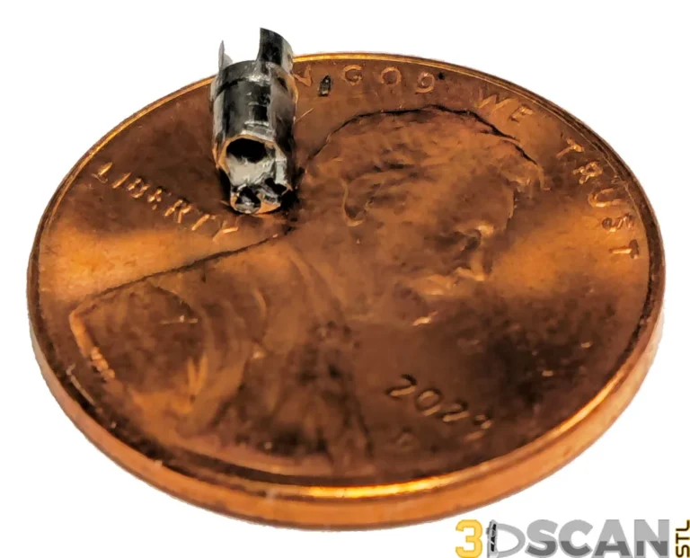 Extremely-Tiny-Medical-Device-01b