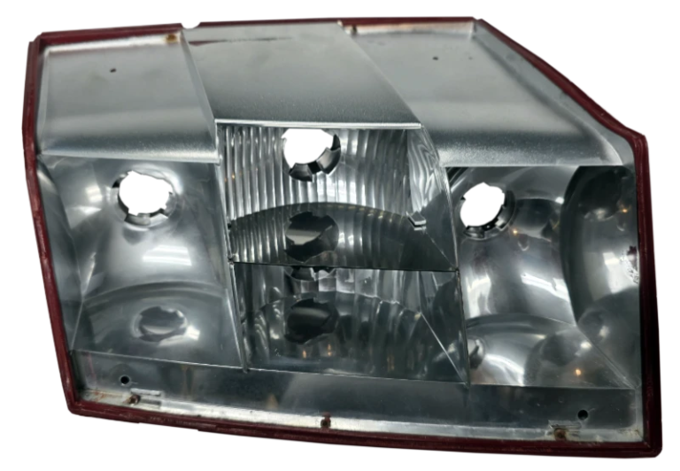 lamborghini-tail-light-housing-02 (1)