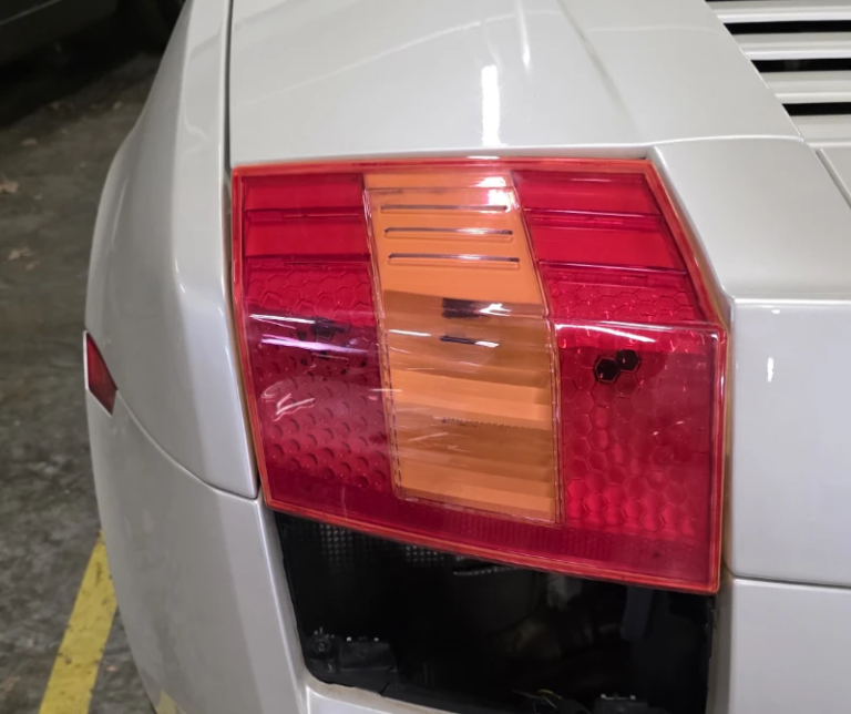 lamborghini-tail-light-housing-05 (1)
